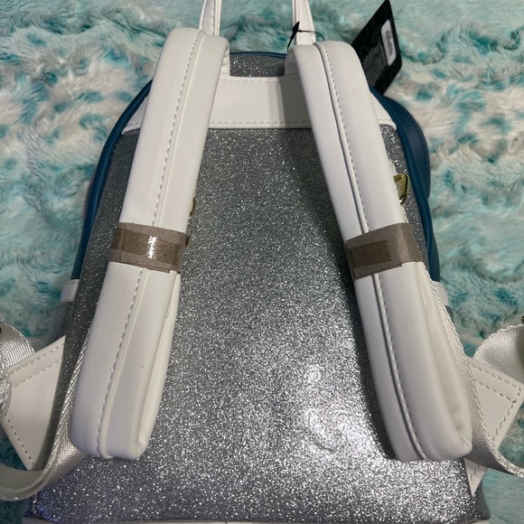 💙 SOLD 💙 - Picture 4 of 7